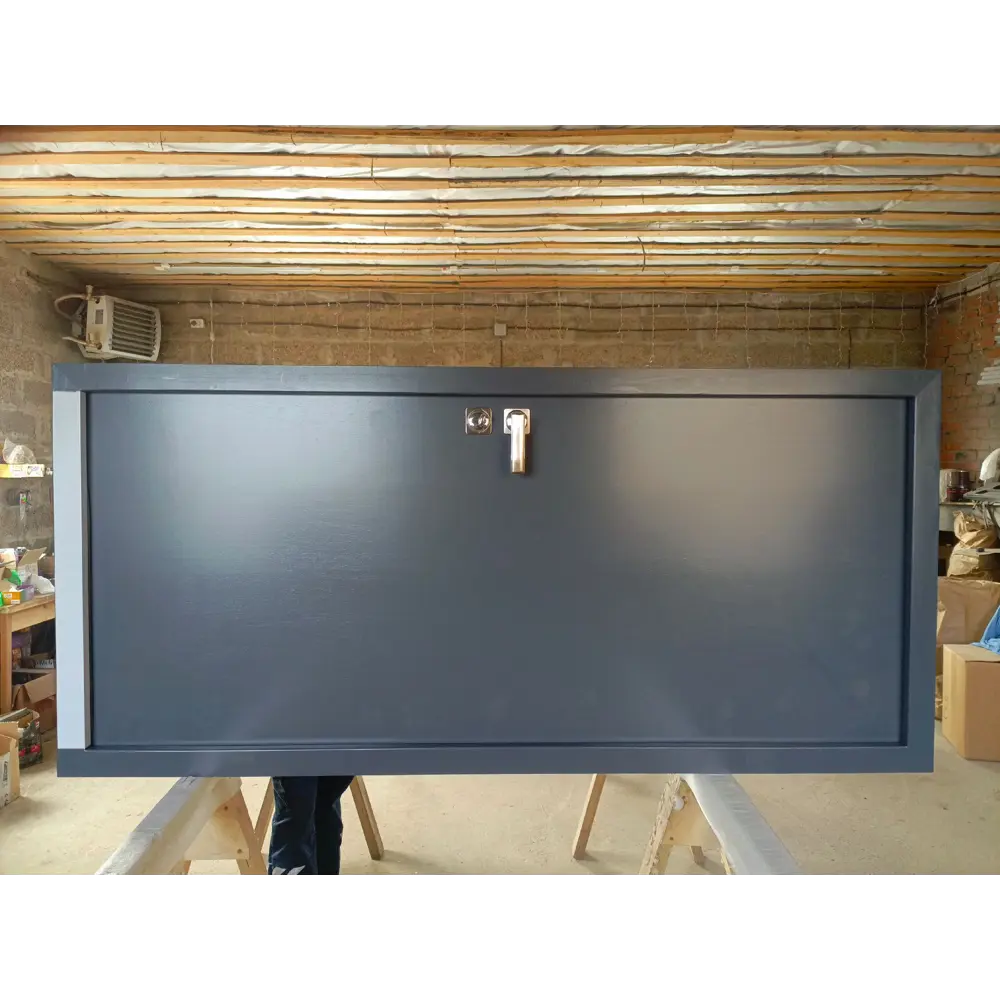 Морозостойкая входная утепленная дверь из дерева для коттеджа Elite Timber E30 207x86см левый цвет серый RAL 7024 в Новочебоксарске — изображение 2
