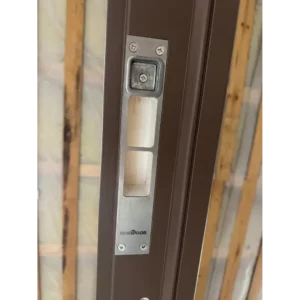 Морозостойкая входная утепленная дверь из дерева для коттеджа Elite Timber E35 207x86см правый цвет коричневый RAL8017 в Новочебоксарске